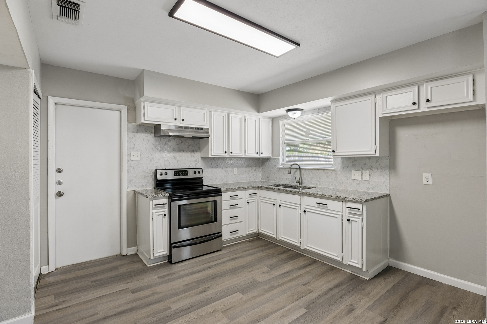 5143 Village Row San Antonio TX 78218