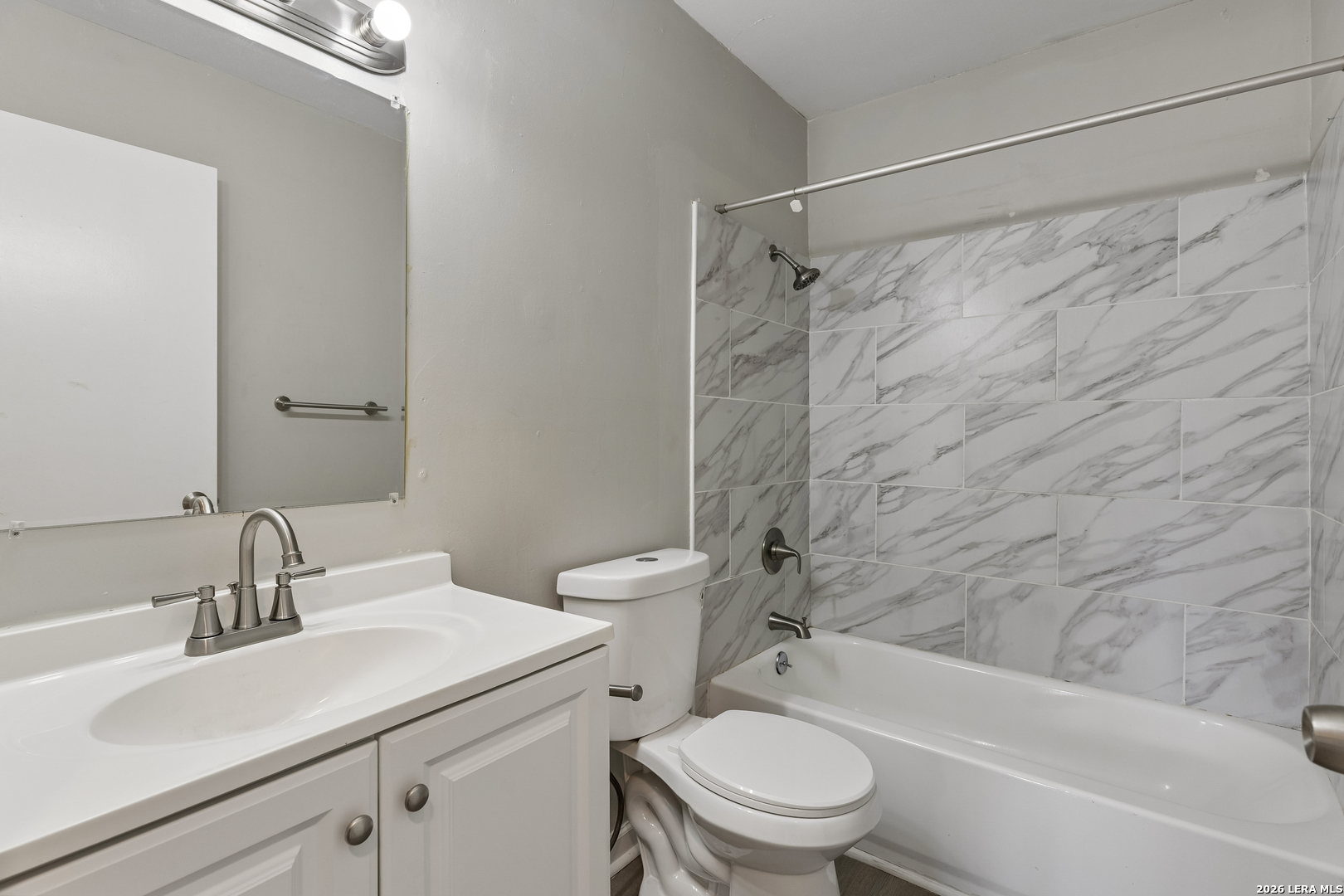 5143 Village Row San Antonio TX 78218