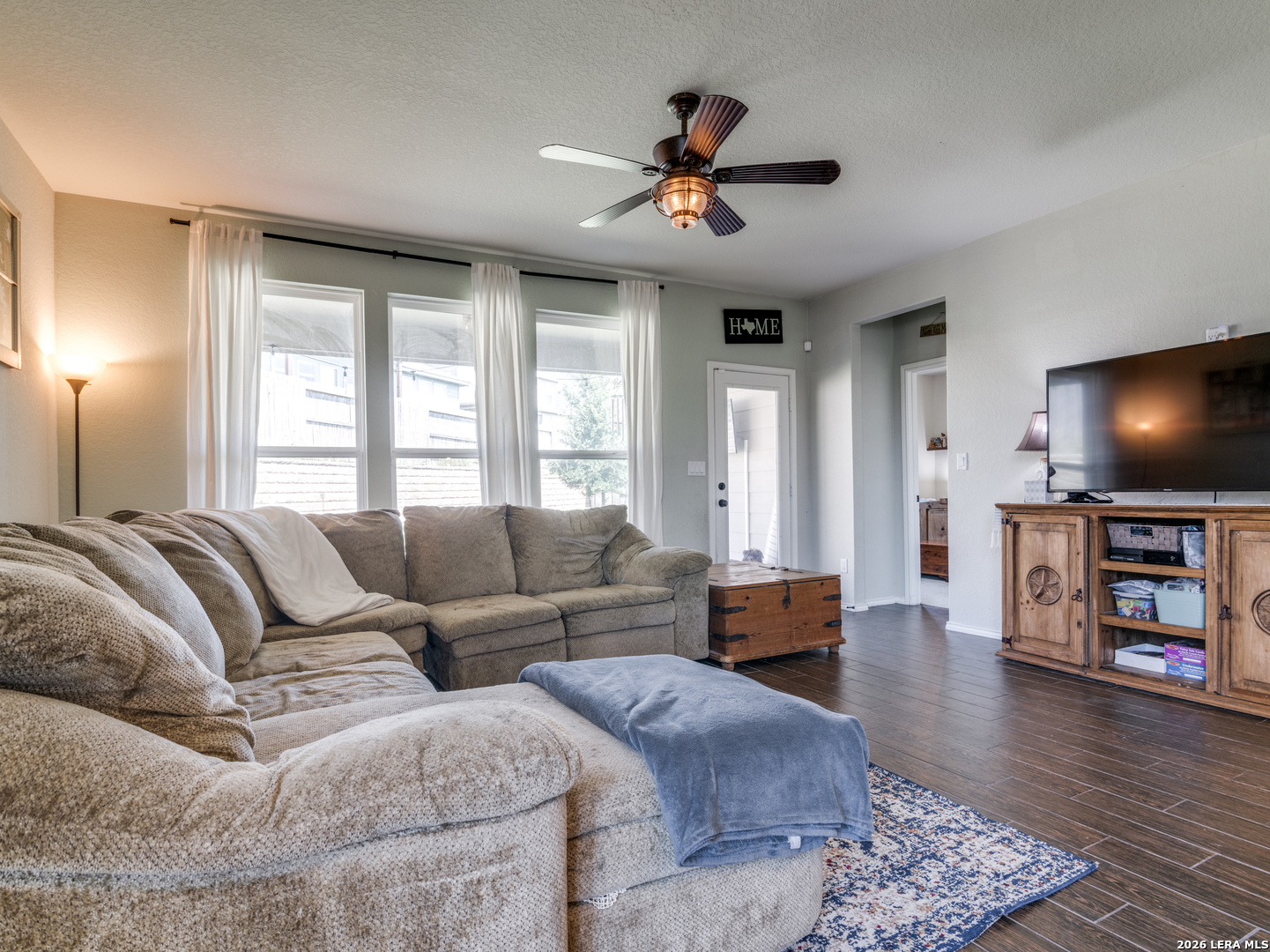 6623 Bowie Cove Schertz TX 78108