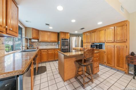 8017 Kenilworth Spring Branch TX 78070