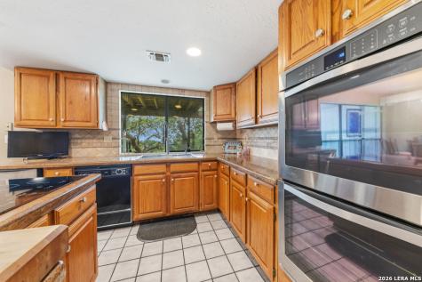 8017 Kenilworth Spring Branch TX 78070