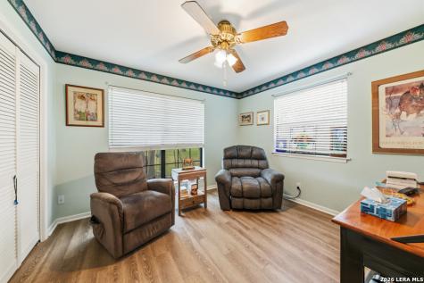 8017 Kenilworth Spring Branch TX 78070