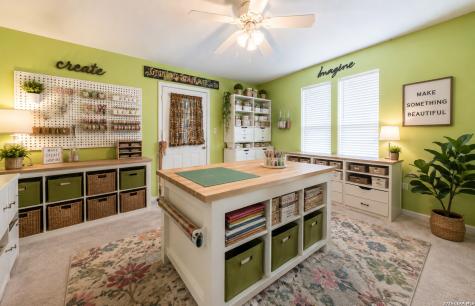 8017 Kenilworth Spring Branch TX 78070