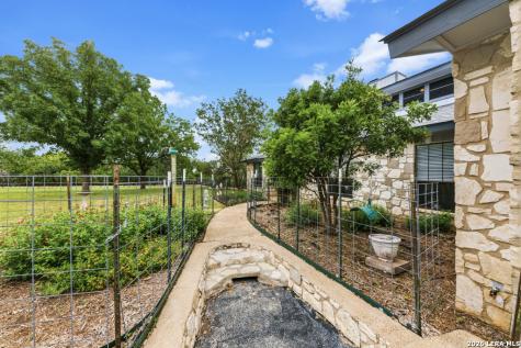 8017 Kenilworth Spring Branch TX 78070