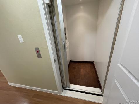 13319 Loma Viento San Antonio TX 78233