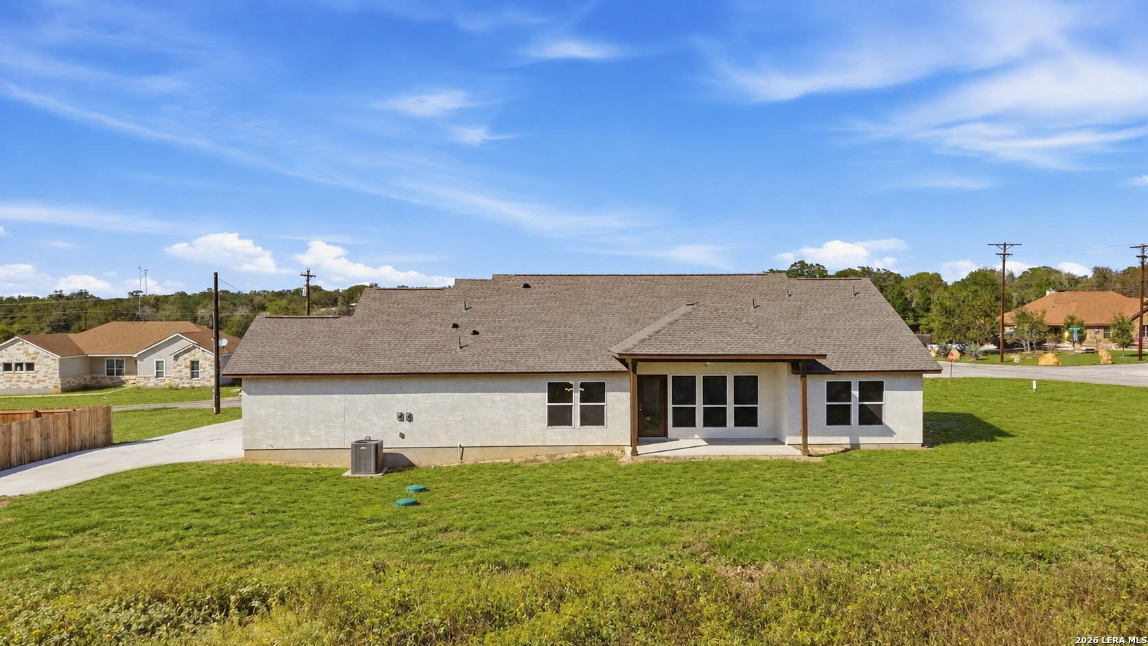 70 Log Cabin Way Poteet TX 78065