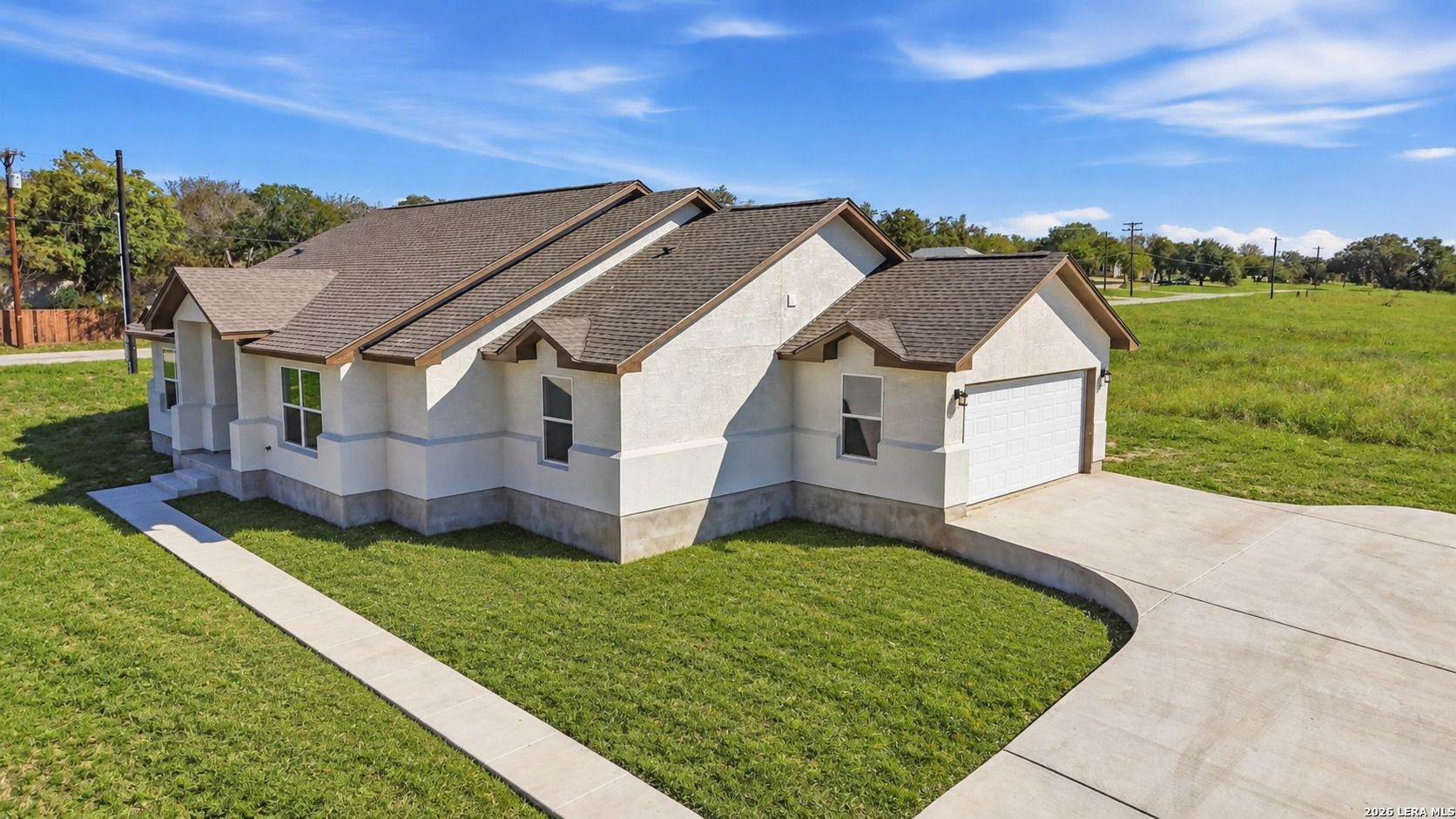 70 Log Cabin Way Poteet TX 78065