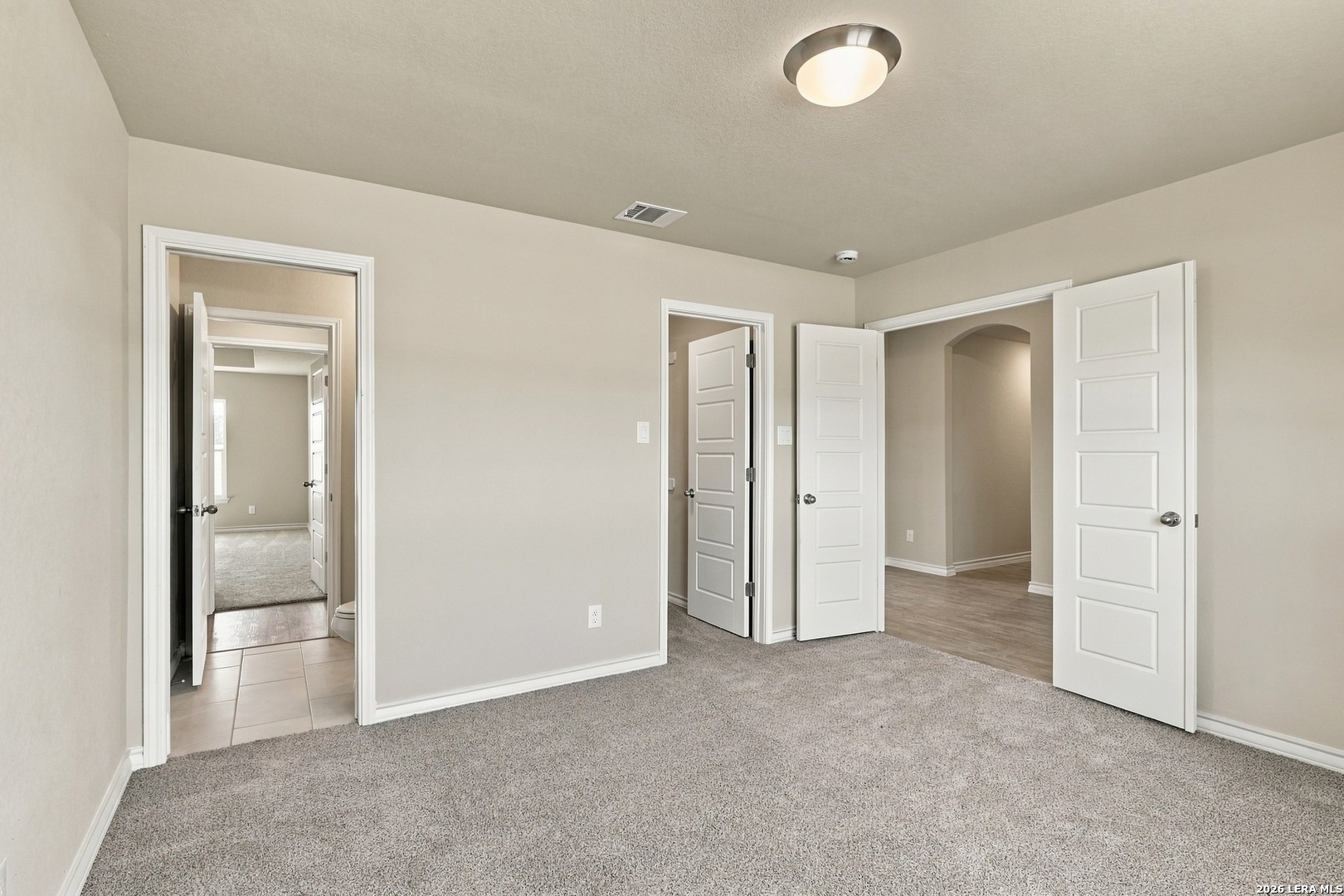 70 Log Cabin Way Poteet TX 78065