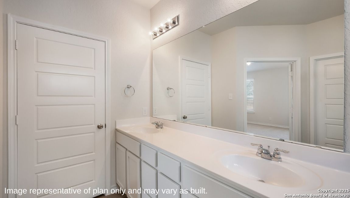 4711 Gypsum Falls San Antonio TX 78253