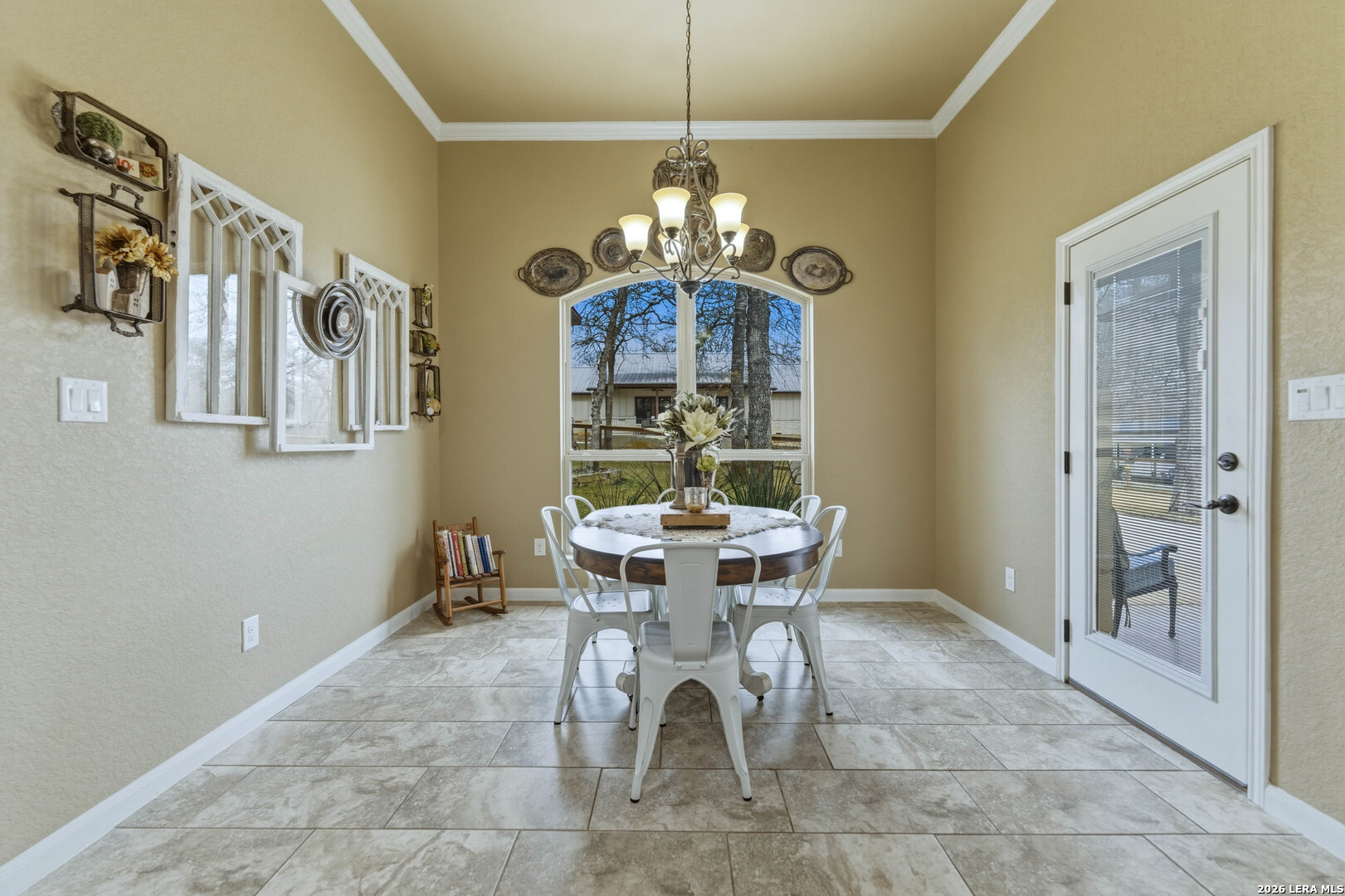 203 Champions Boulevard ( Two Homes ) La Vernia TX 78121