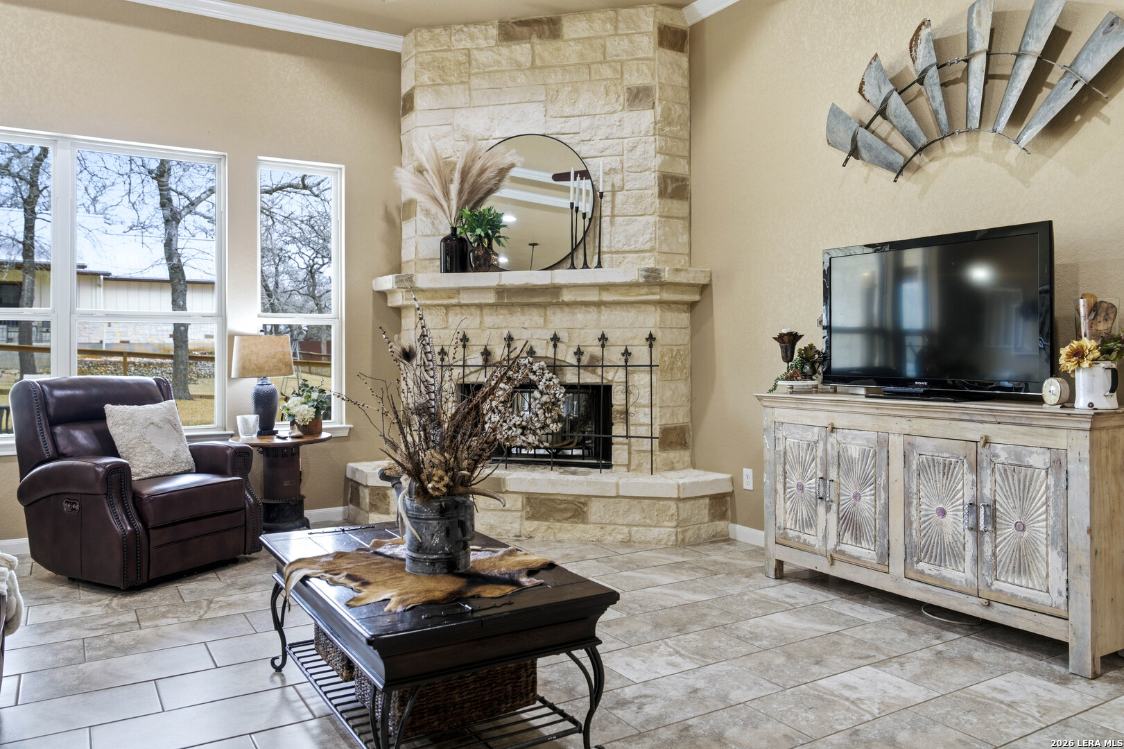 203 Champions Boulevard ( Two Homes ) La Vernia TX 78121