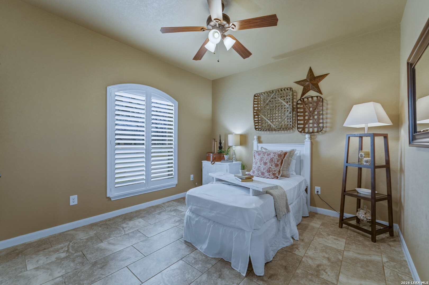 203 Champions Boulevard ( Two Homes ) La Vernia TX 78121