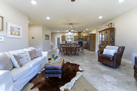 203 Champions Blvd. ( Two Homes ) La Vernia TX 78121