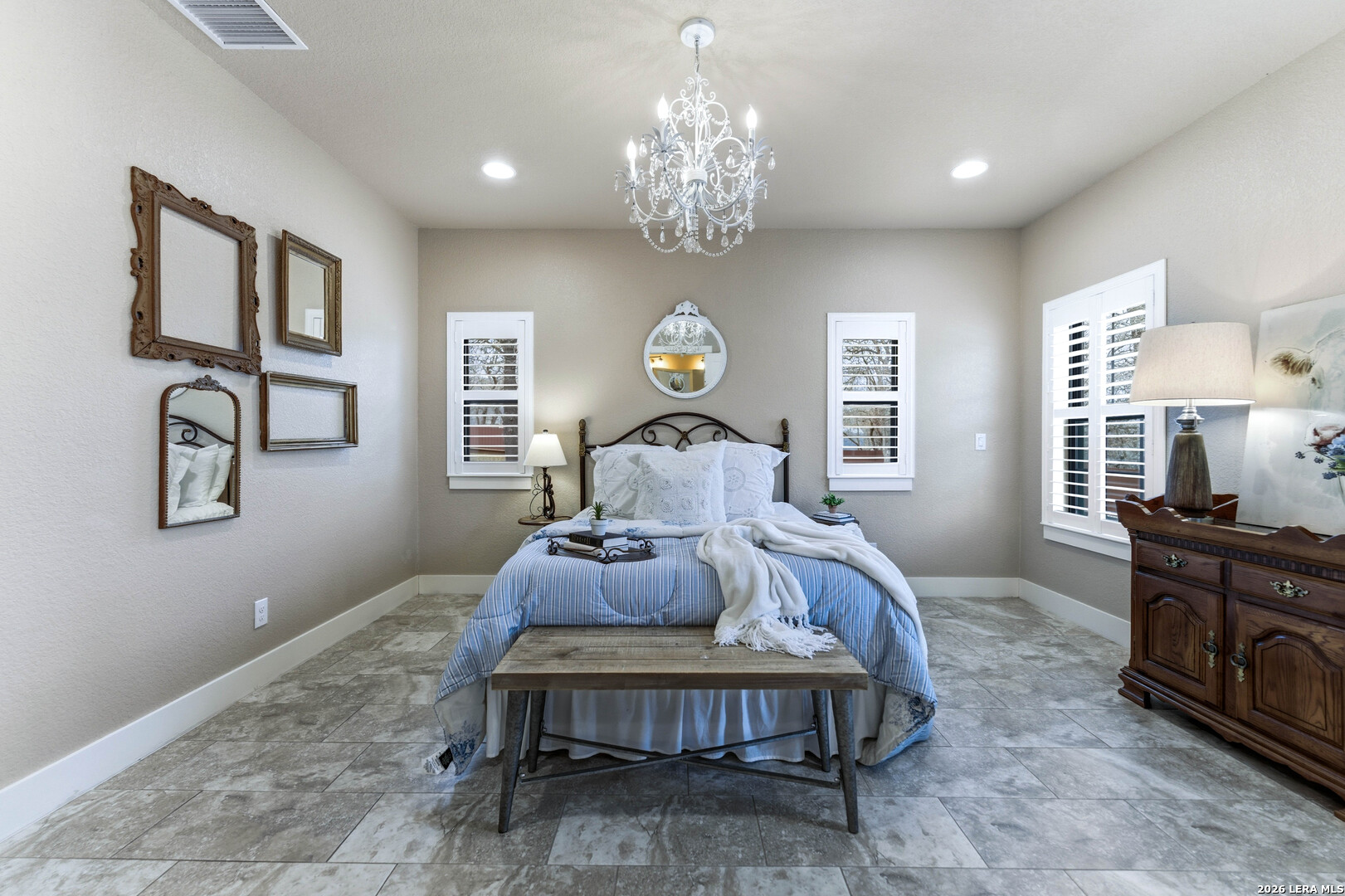 203 Champions Boulevard ( Two Homes ) La Vernia TX 78121