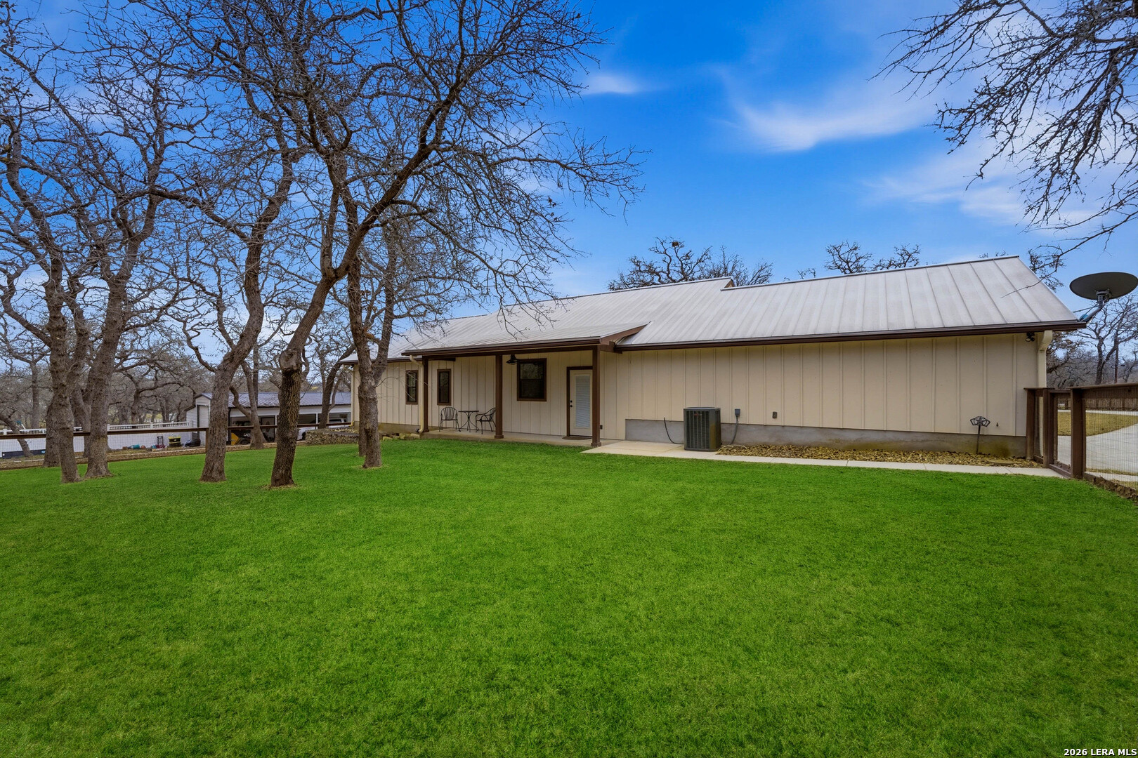 203 Champions Boulevard ( Two Homes ) La Vernia TX 78121
