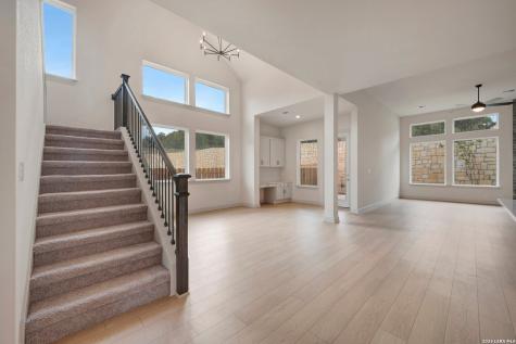 10027 Grandview Road Boerne TX 78006