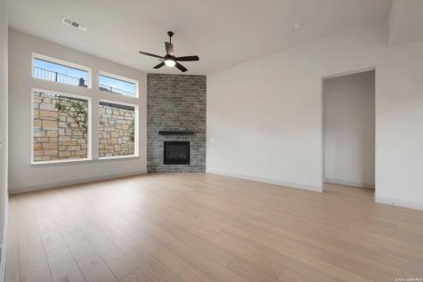 10027 Grandview Road Boerne TX 78006