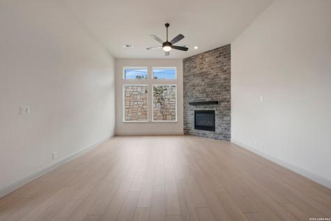 10027 Grandview Road Boerne TX 78006