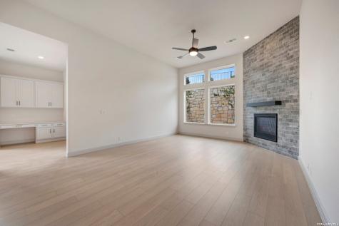 10027 Grandview Road Boerne TX 78006