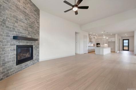 10027 Grandview Road Boerne TX 78006