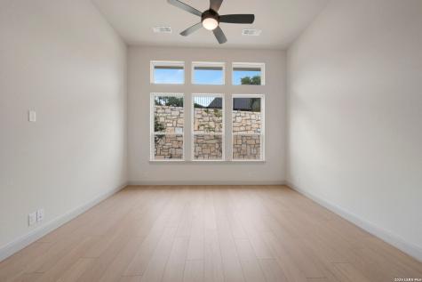 10027 Grandview Road Boerne TX 78006
