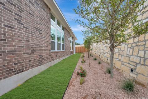 10027 Grandview Road Boerne TX 78006