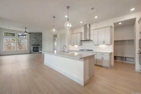 10027 Grandview Road Boerne TX 78006