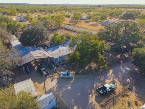 21190 Ernst Somerset TX 78069