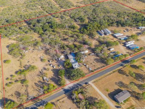 21190 Ernst Somerset TX 78069