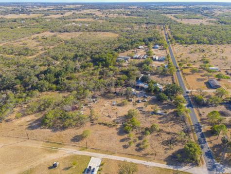 21190 Ernst Somerset TX 78069