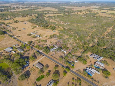 21190 Ernst Somerset TX 78069