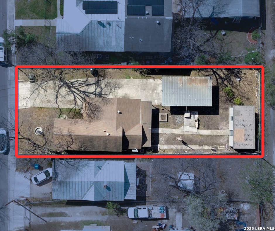 613 N Chupaderas San Antonio TX 78207