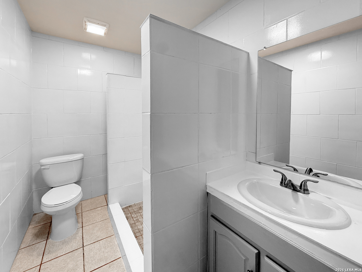 613 N Chupaderas San Antonio TX 78207
