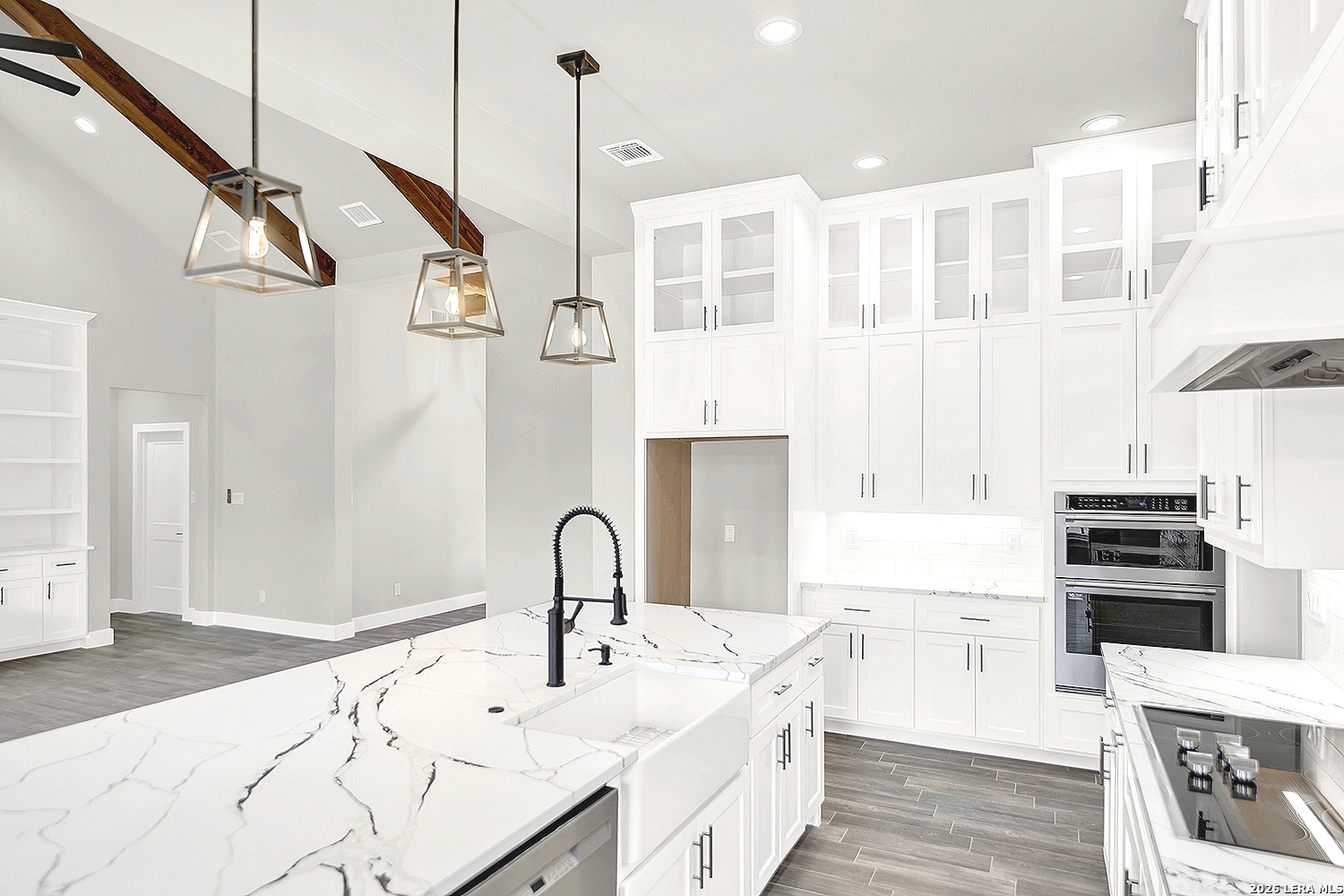 100 Hondo Ridge La Vernia TX 78121