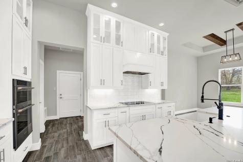 100 Hondo Ridge La Vernia TX 78121