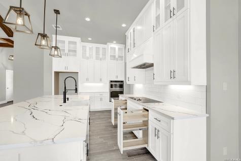 100 Hondo Ridge La Vernia TX 78121