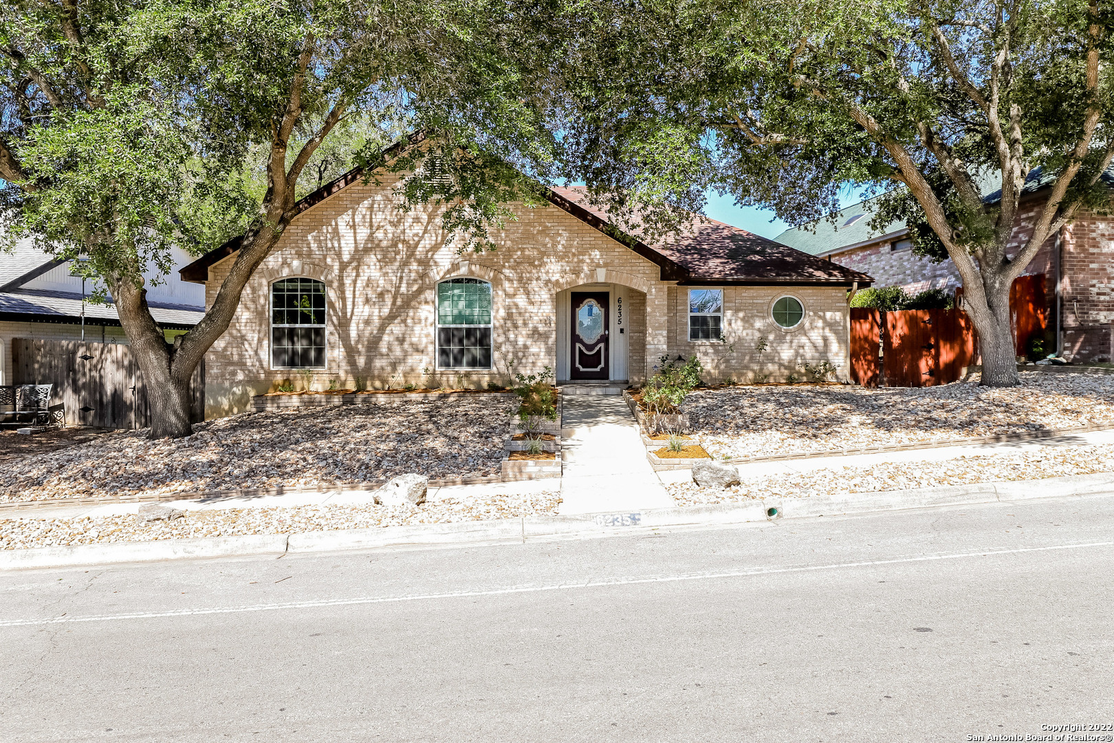 6235 Royal Ridge San Antonio TX 78239