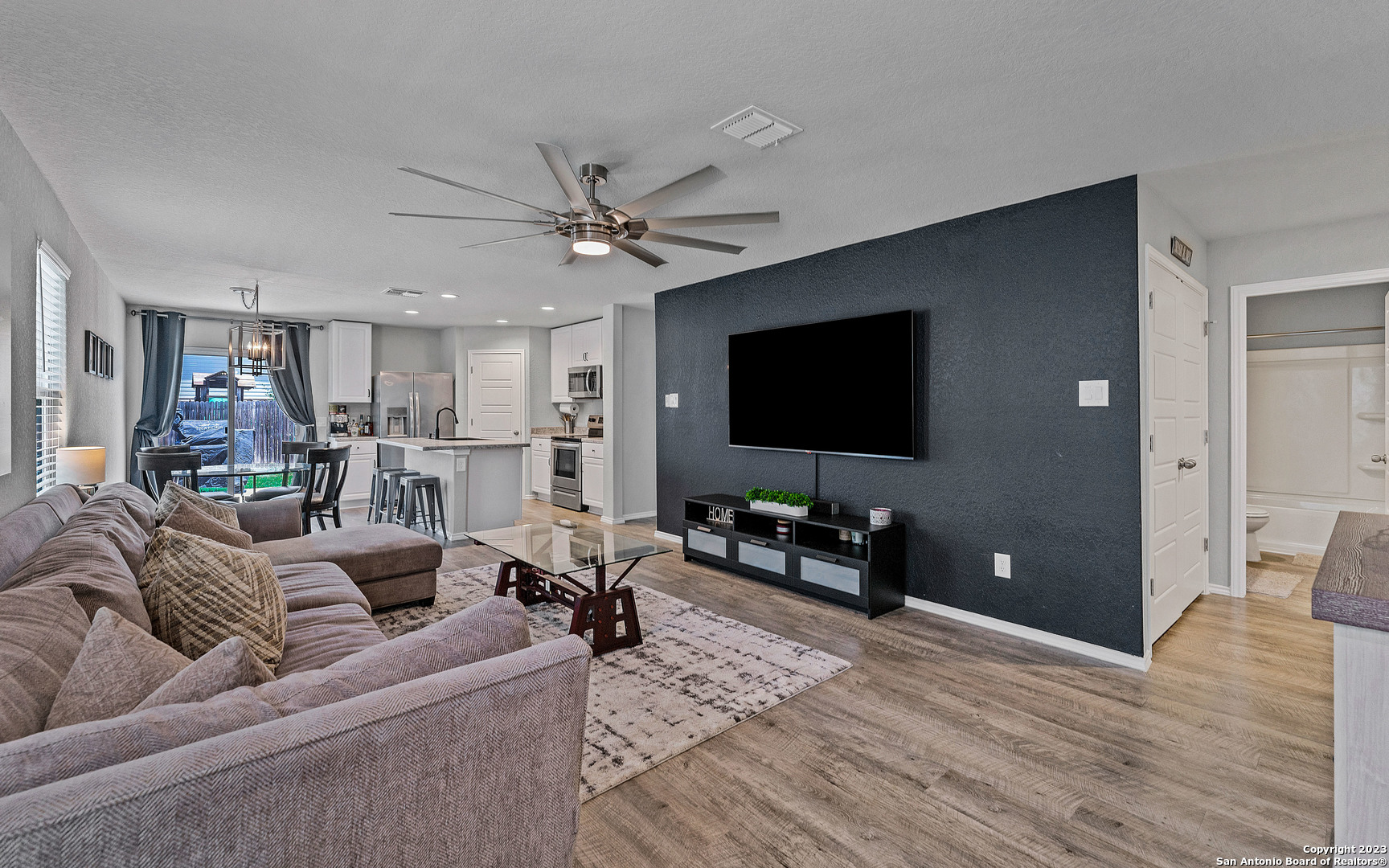 6020 Olson Bluffs San Antonio TX 78252