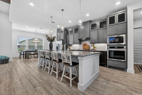 160 Pradera Ridge Floresville TX 78114