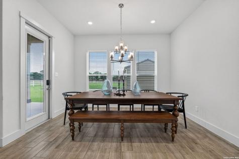 160 Pradera Ridge Floresville TX 78114