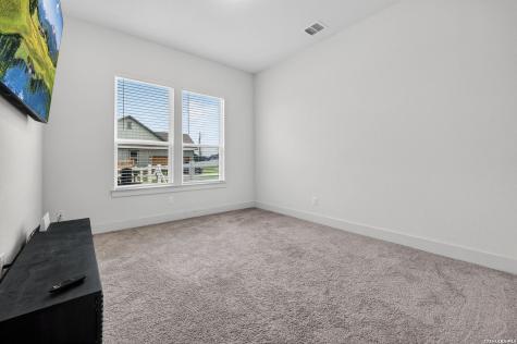 160 Pradera Ridge Floresville TX 78114