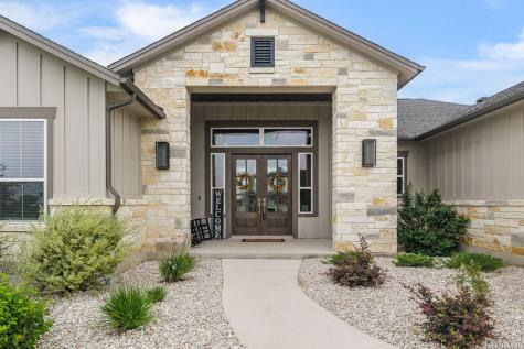 160 Pradera Ridge Floresville TX 78114