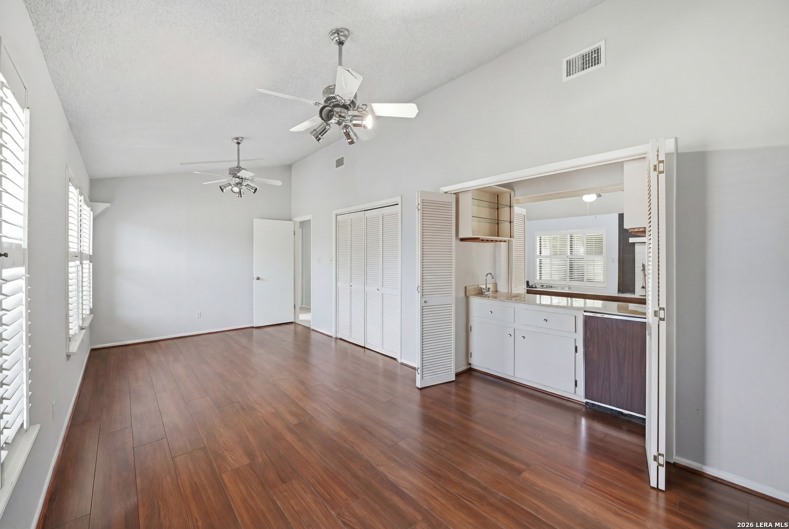 10914 Link San Antonio TX 78213