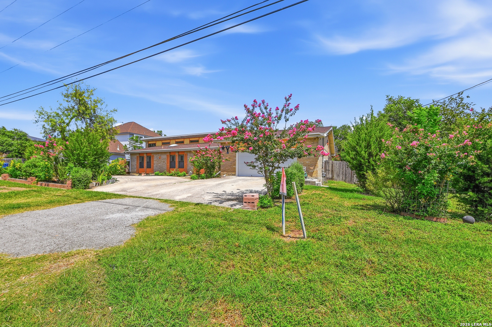 10914 Link San Antonio TX 78213