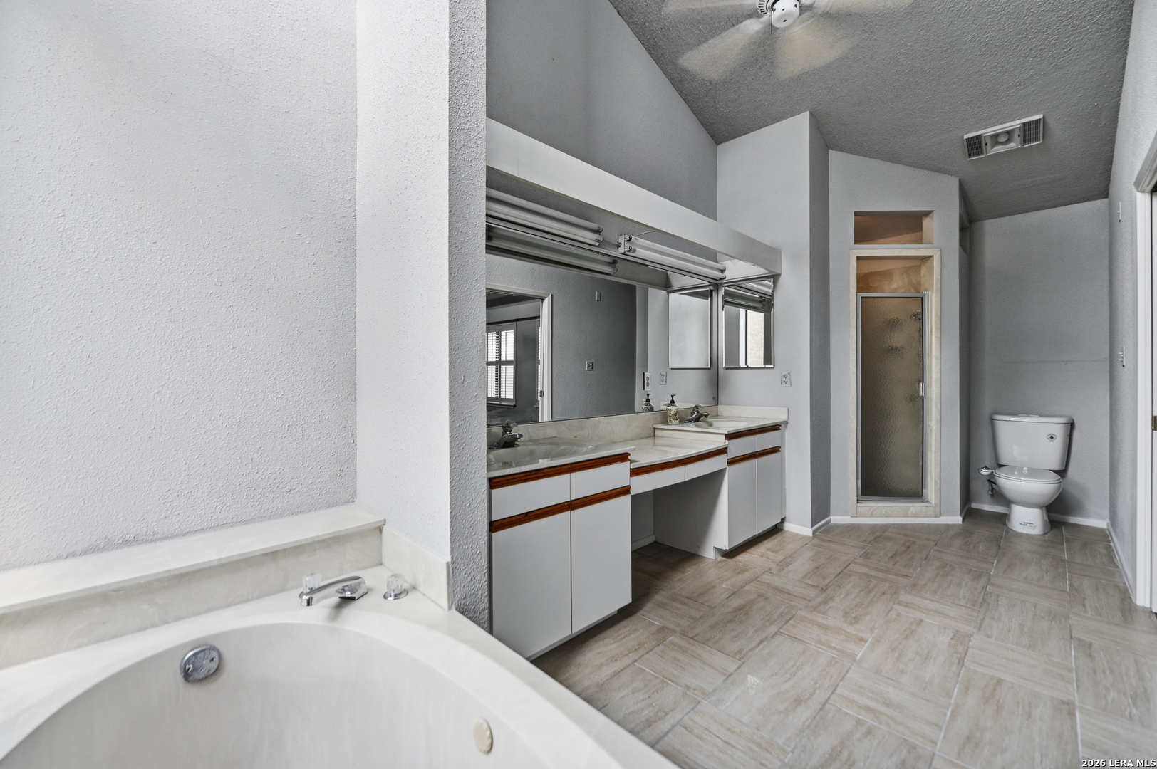 10914 Link San Antonio TX 78213