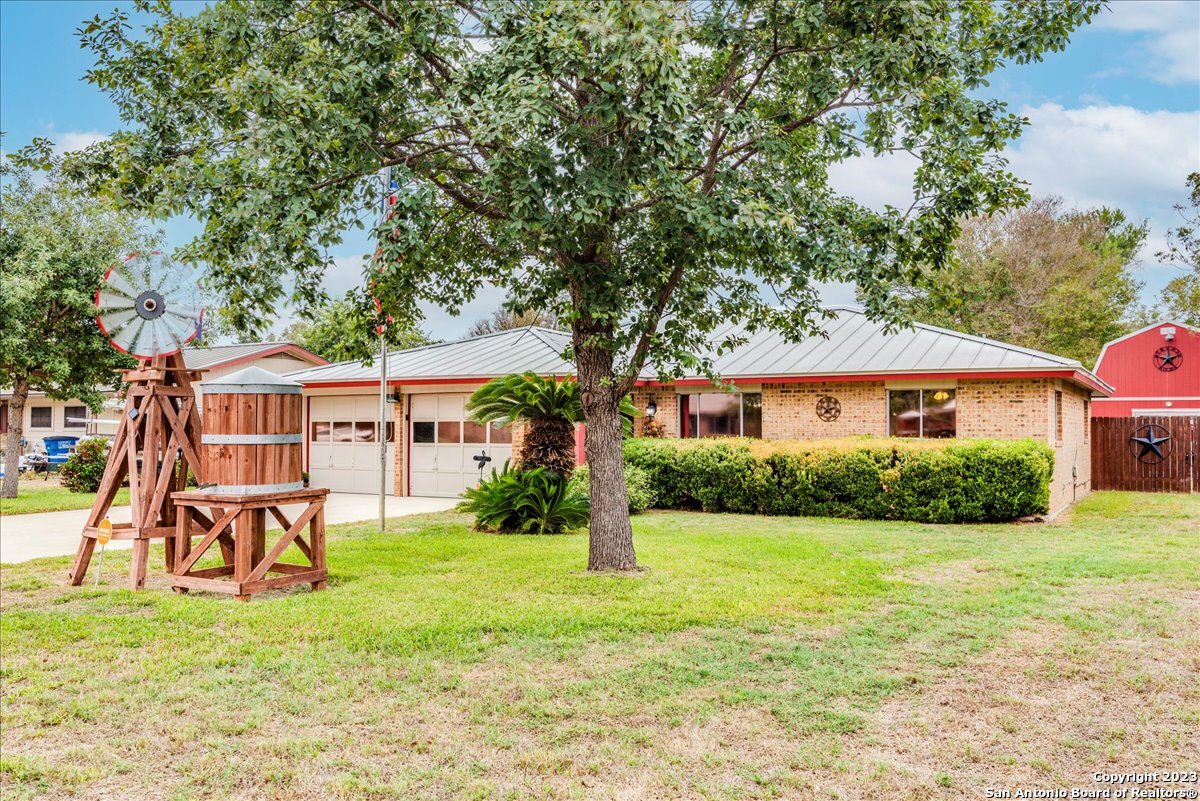 141 Trail Wood New Braunfels TX 78130