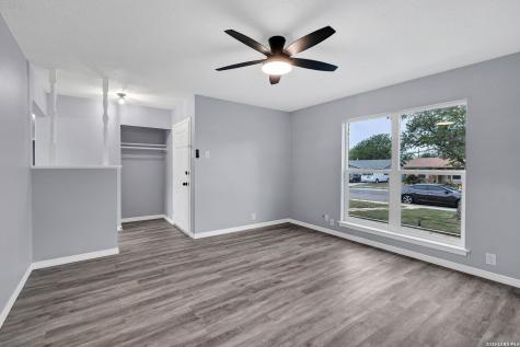 137 Stapleton Street San Antonio TX 78227