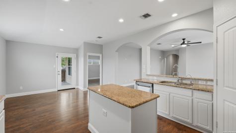 722 Wolfeton New Braunfels TX 78130
