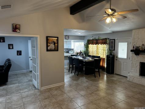 5407 Timbermont Drive San Antonio TX 78250
