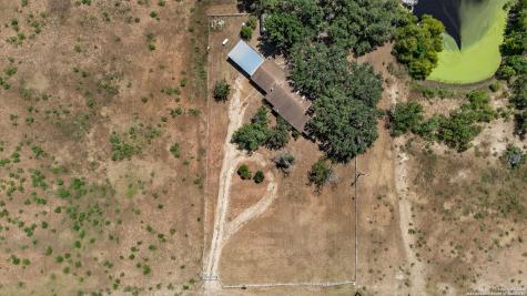 281 County Road 265 Hondo TX 78861